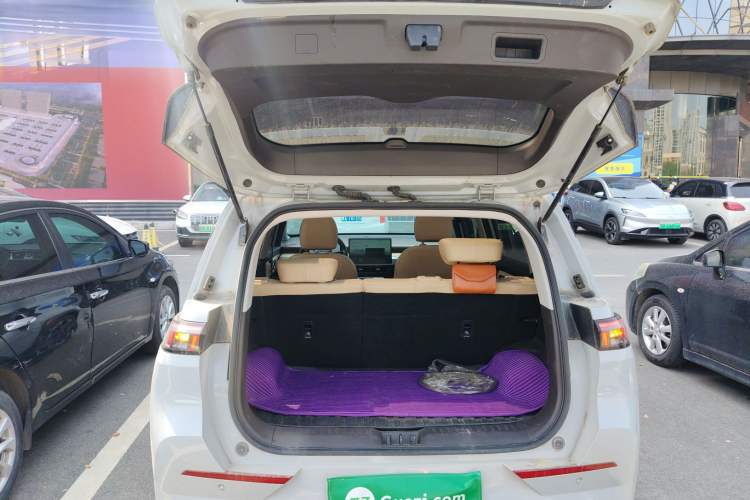 Used AION Y 2022 70 Intelligent Edition Lithium Iron Phosphate Trunk