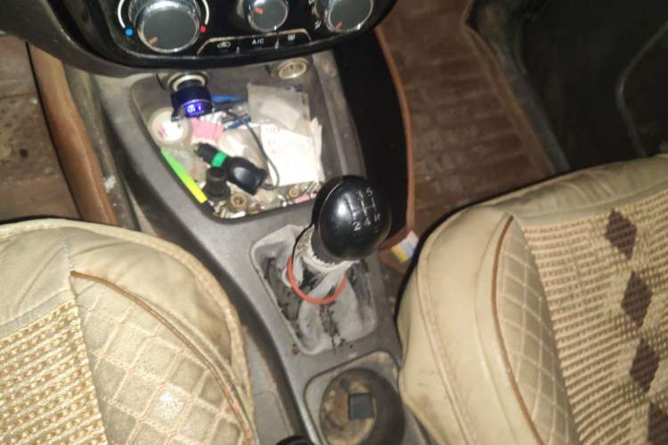 Used Wuling Rongguang V 2016 1.5L Standard Version Gear Lever