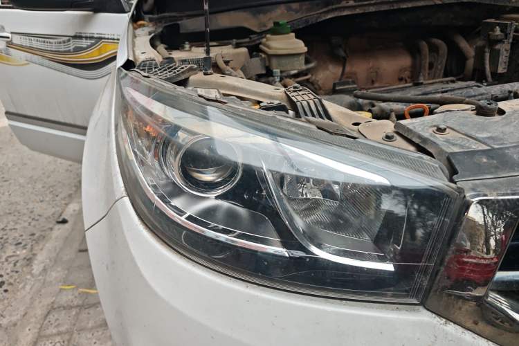 Used Chery Tiggo 3 2018 1.6L Manual Million Global Edition Right Front Headlight