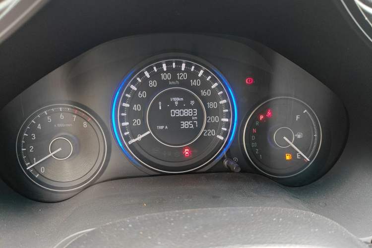 Used Honda Crider 2013 1.8L automatic luxury edition Odometer Close Up