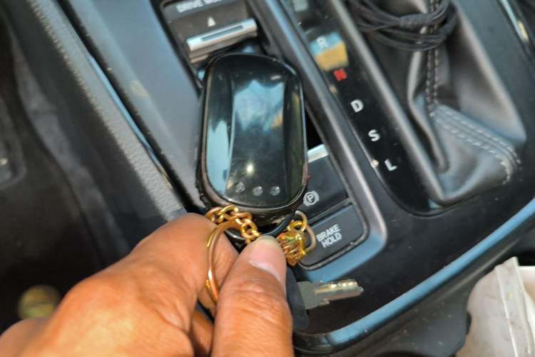 Used Honda Breeze 2023 240TURBO Two-Wheel-Drive Luxury Edition 5 Seats Vehicle Key