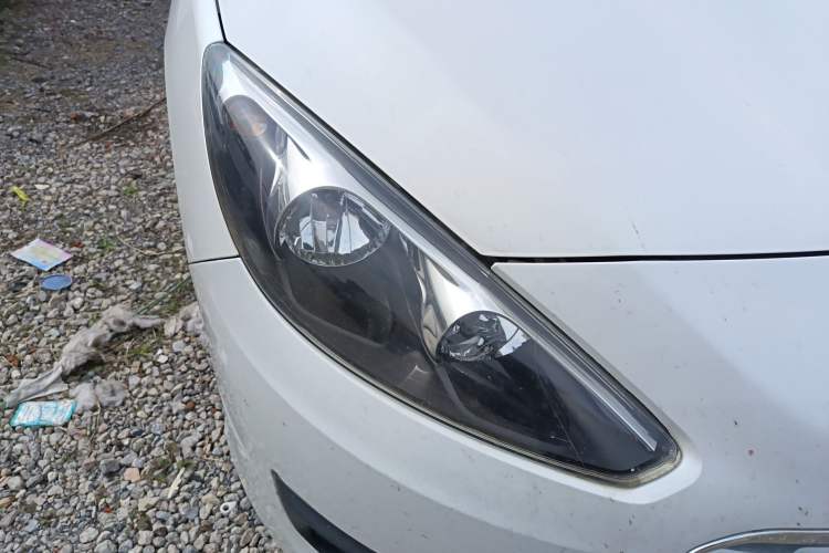 Used Peugeot 308 2014 Enjoy Edition Classic 1.6L Manual YouShang Model Right Front Headlight