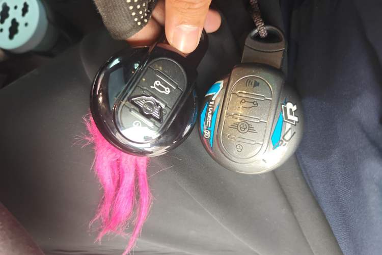 Used MINI 2023 Facelift 2.0T COOPER S Artist Five-Door Edition
