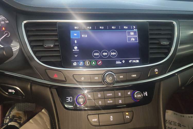 Used Buick LaCrosse 2020 652T Luxury Version