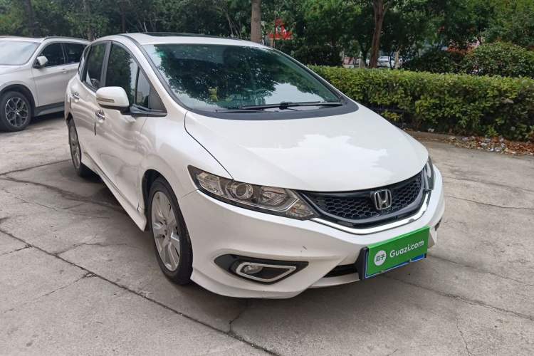 Used Honda Jade 2014 1.8L CVT Luxury Edition 5 seats