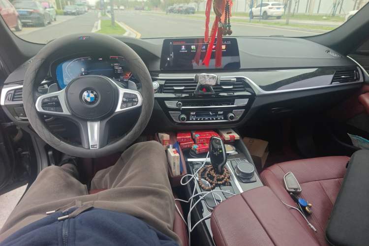 Used BMW 5 Series 2020 530Li Luxury Edition M Sport Package Interior 2