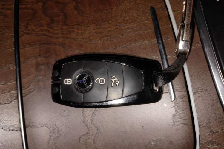 Used Mercedes-Benz E-Class 2019 E 200 L
