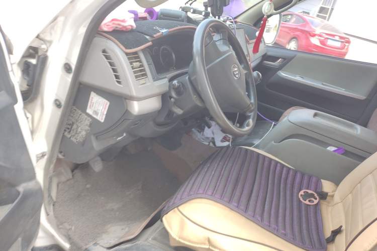 Used Foton Scenic G7 2020 2.4L Commercial Version Long Wheelbase High-Roof 6-Seater Business Vehicle China VI Emission Standard Model 4K22D4M
