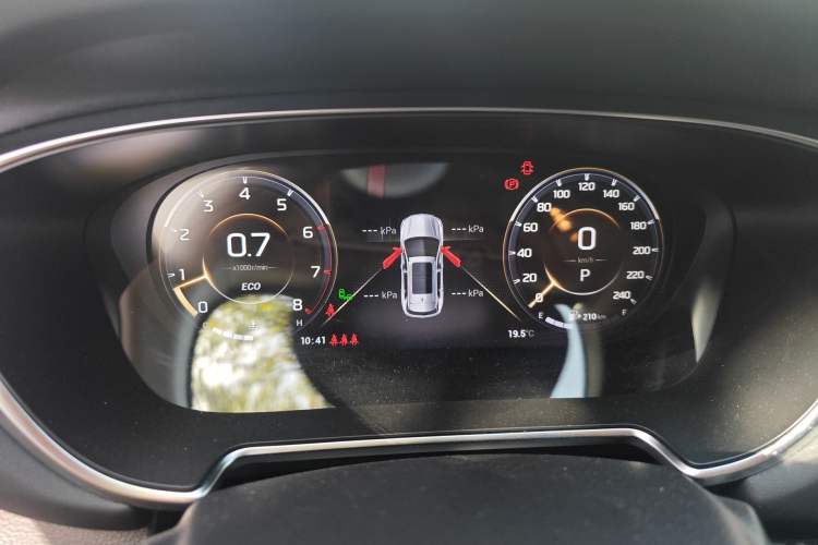 Used GAC Trumpchi GS4 PLUS 2022 390T Automatic Starry Edition Instrument Cluster