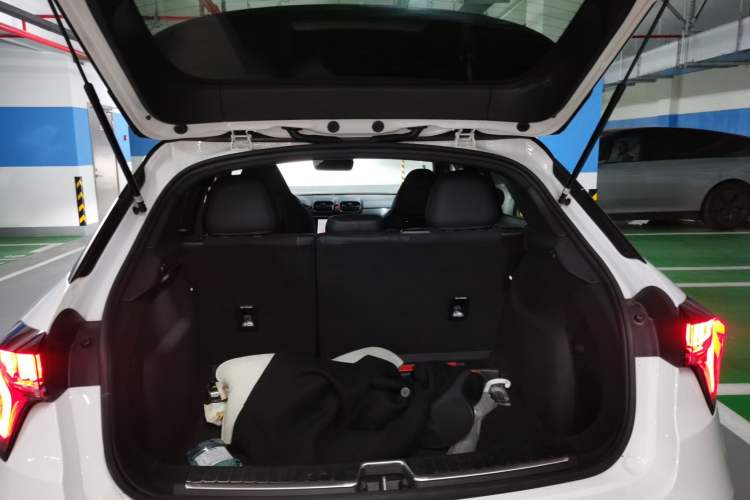 Used Lynk & Co 02 Hatchback 2022 2.0TD Pro