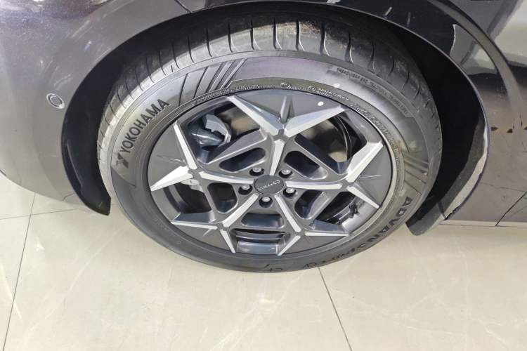 Used Lynk & Co Lynk & Co 10 EM-P 2025 Model 120 Four-Wheel Drive Ultra