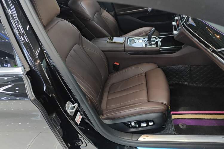 Used BMW 7 Series 2018 730Li Leading Model M Sport Package