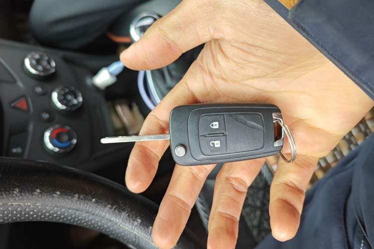 Used Chevrolet Trax 2016 1.4T Manual Two-Wheel Drive Comfort Version with Sunroof