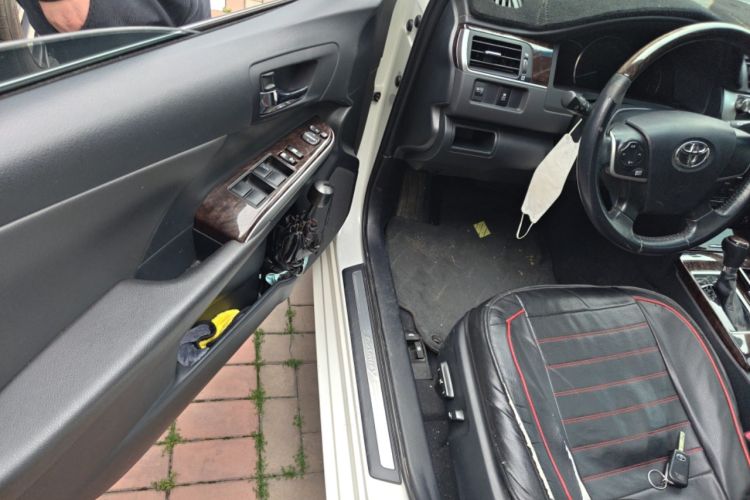 Used Toyota Camry 2016 2.0G 10th Anniversary Leading Edition Driver Seat