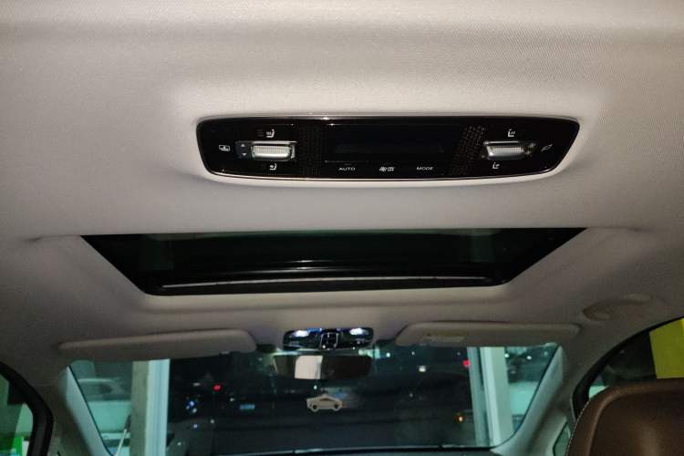 Used Roewe iMAX8 New Energy 2022 First-Class Platinum Edition
