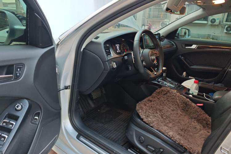 Used Audi A4L 2013 35 TFSI Automatic Standard Model
