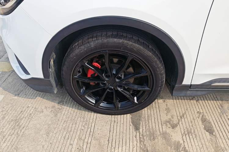 Used Geely Auto Emgrand S 2021 1.4T CVT Prestige Edition Left Front Wheel Hub