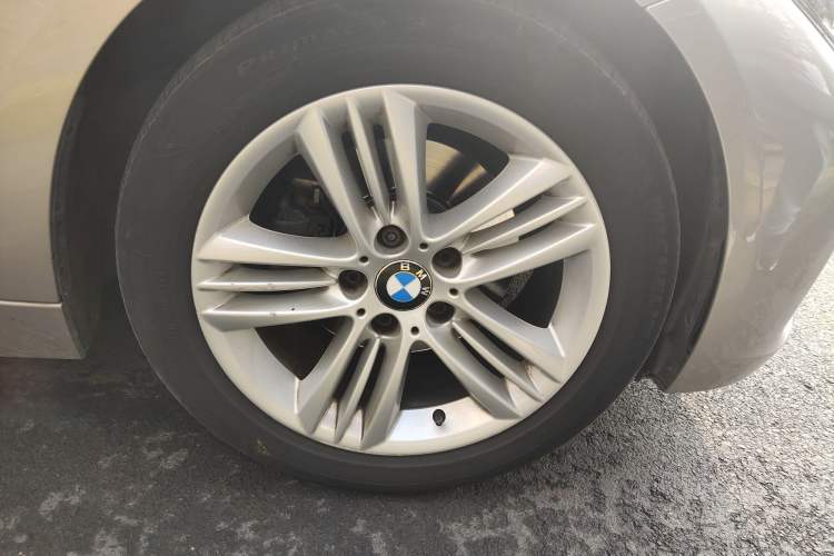 Used BMW 3 Series 2017 320Li Fashion Model
