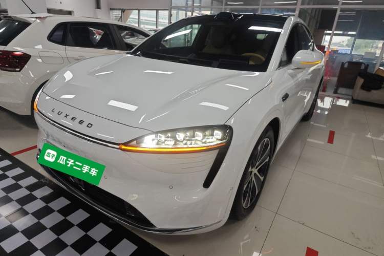 Used Hima Luxeed R7 2024 All-Electric 736 km Ultra