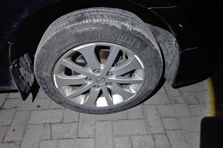 Used Mazda 6 2013 2.0L Automatic Fashion Edition Right Front Wheel Hub