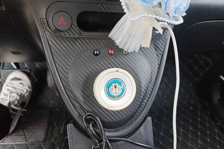 Used ORA Black Cat 2022 351 km Range Comfort Version Ternary Lithium Gear Lever