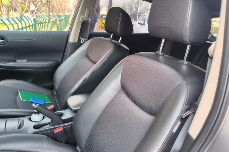 Used Nissan Tiida 2013 1.6L CVT Cool Cafe Edition Left Front Seat