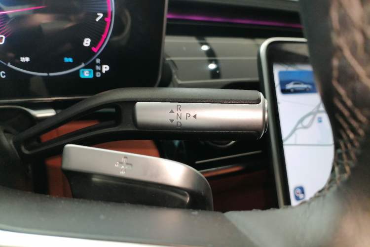 Used Mercedes-Benz S-Class 2023 S 400 L Business Model Gear Lever