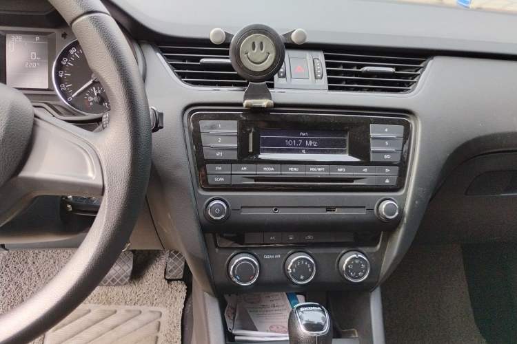 Used Skoda Octavia 2017 Classic Model 1.6L Automatic Standard Edition