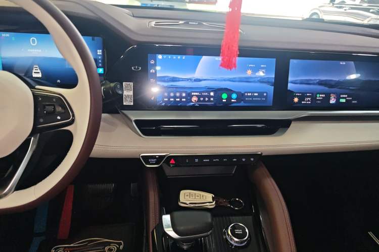 Used Geely Auto Monjaro L 2021 2.0TD DCT EVO Two-Wheel Drive Prestige Version
