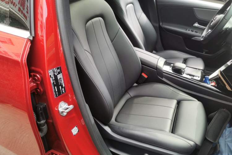 Used Mercedes-Benz A-Class 2020 A 200 L Right Front Seat