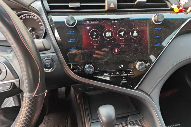 Used Toyota Camry 2019 2.0G Luxury Edition China V Standard Audio And AC Panel