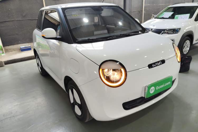 Used CHANGAN NEVO Lumin 2023 205km Xiangqin Version Front Right 45 Deg