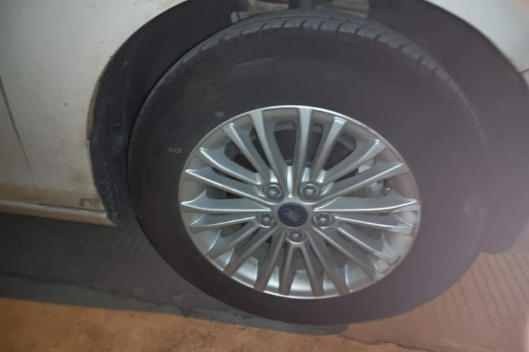 Used Ford Escort 2015 1.5L Manual Comfort Model