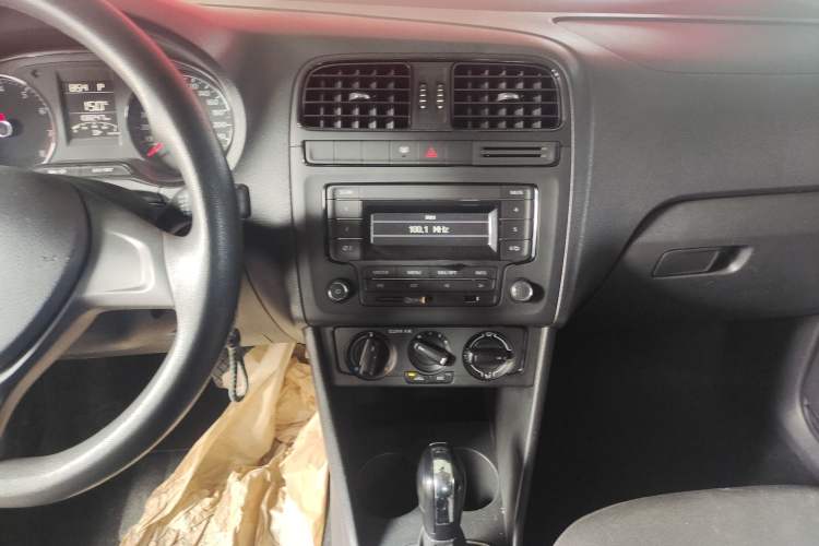 Used Volkswagen Polo 2016 1.4L Automatic Trendy Model
