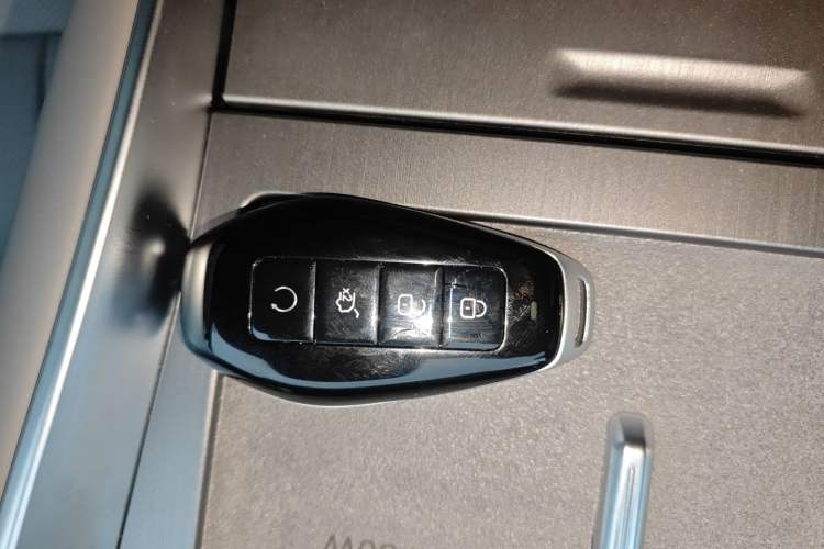 Used Denza N8L 2025 Model Zunrong Model Vehicle Key