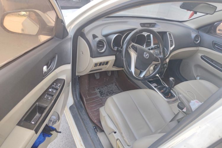 Used CHANGAN Eado 2012 1.6L Manual Luxury Model China IV Standard
