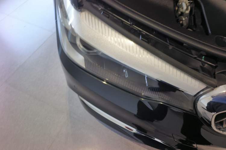 Used BMW 5 Series 2020 525Li Luxury Package Right Front Headlight