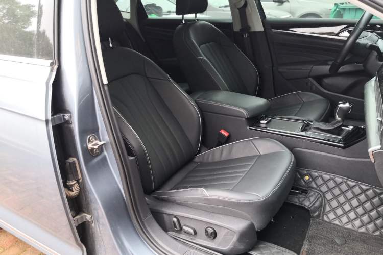 Used Volkswagen Passat 2022 330TSI Starry Elite Edition