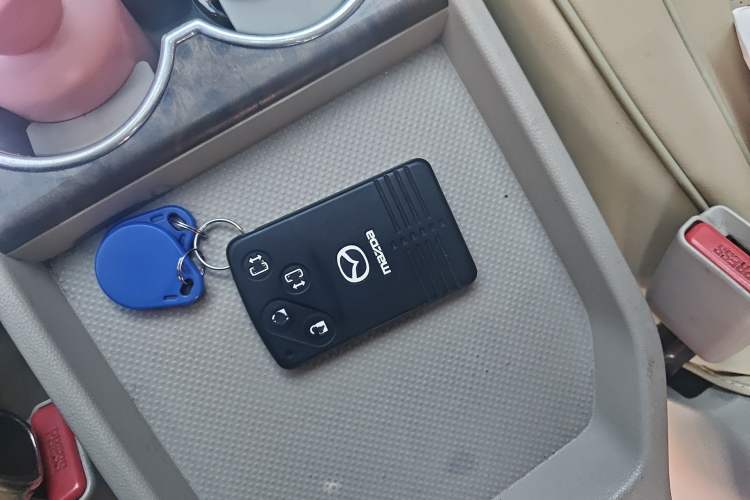 Used Mazda 8 2011 2.3L Deluxe Edition Vehicle Key