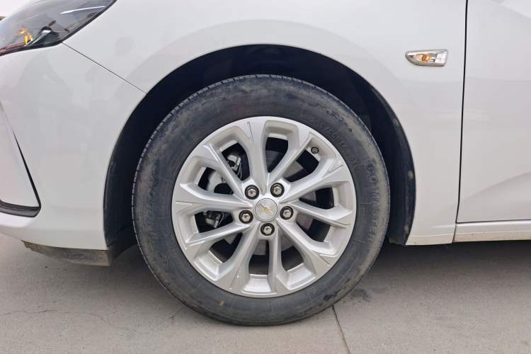 Used Chevrolet Monza 2024 1.5L Dual-Clutch Enjoyment Edition Left Front Wheel Hub