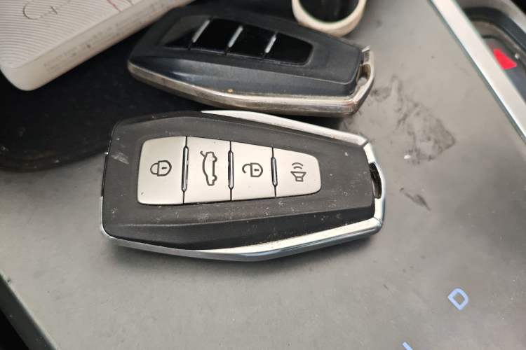 Used Geometry C 2020 Premium Range Version 400 KM C+
