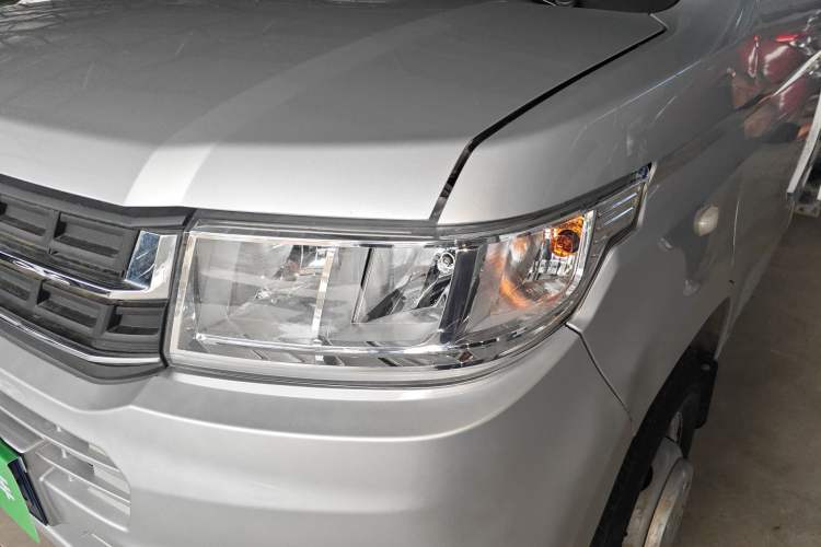 Used Wuling Rongguang New Truck 2021 1.8L Base Model Single-Row Double Rear Wheels LJ479Q6