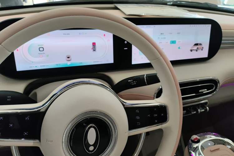 Used ORA Ballet Cat 2022 401 km Nutcracker Edition