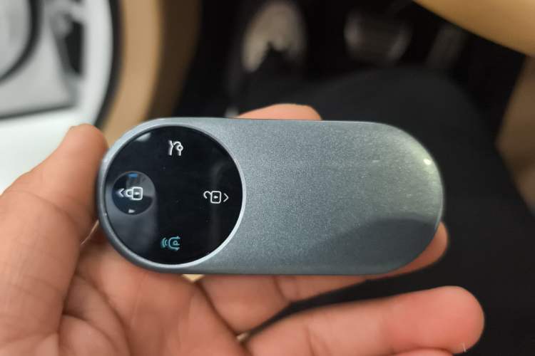 Used Hima Luxeed R7 2024 Pure Electric 667km Pro Interior 1