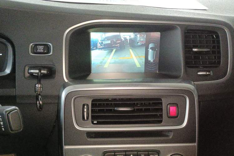 Used Volvo S60 2016 S60L T4 Zhiyuan Edition
