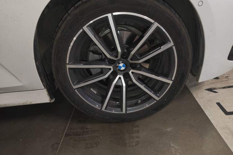 Used BMW 3 Series 2025 325Li M Sport Package
