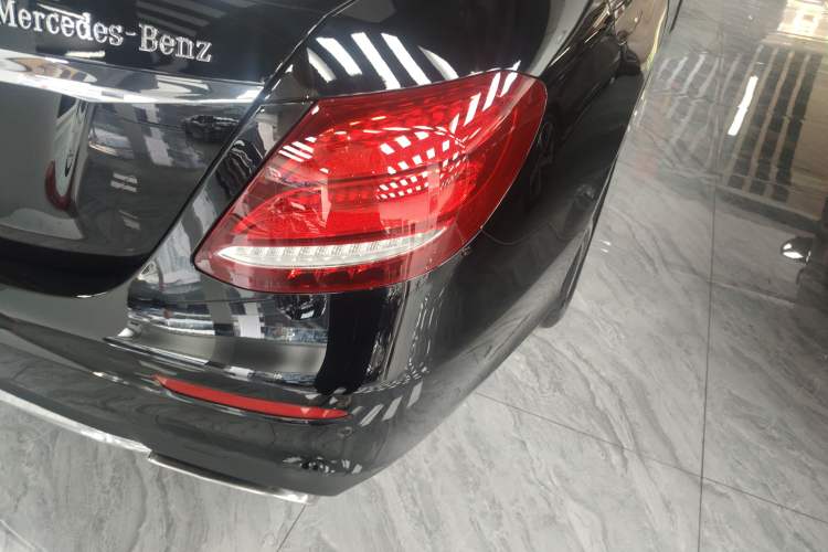Used Mercedes-Benz E-Class 2019 Restyled E 300 L Sporty and Stylish Edition
