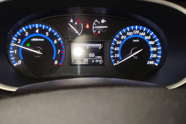 Used Venucia T90 2018 2.0L CVT Smart Connect Luxury Edition China V Standard