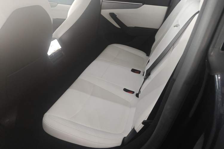 Used Tesla Model Y 2025 Rear-Wheel Drive First Edition
