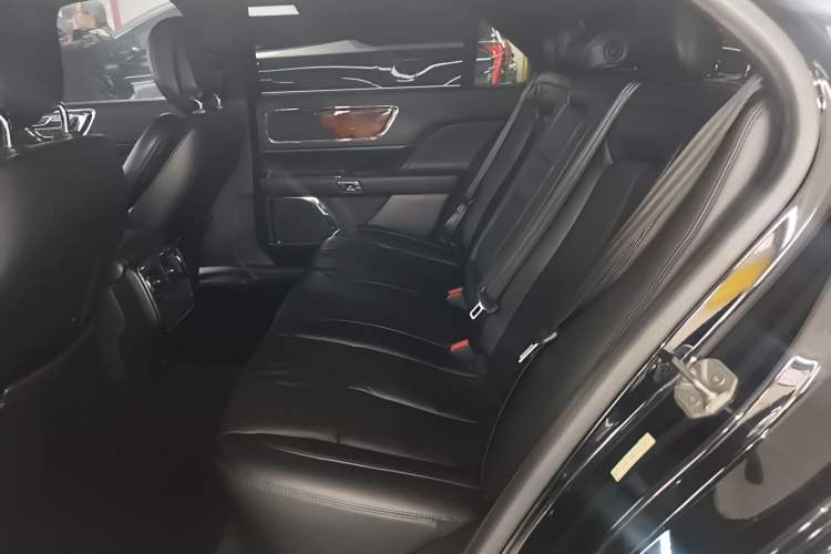 Used Lincoln Continental 2017 2.0T Two-Wheel Drive Deluxe Edition
